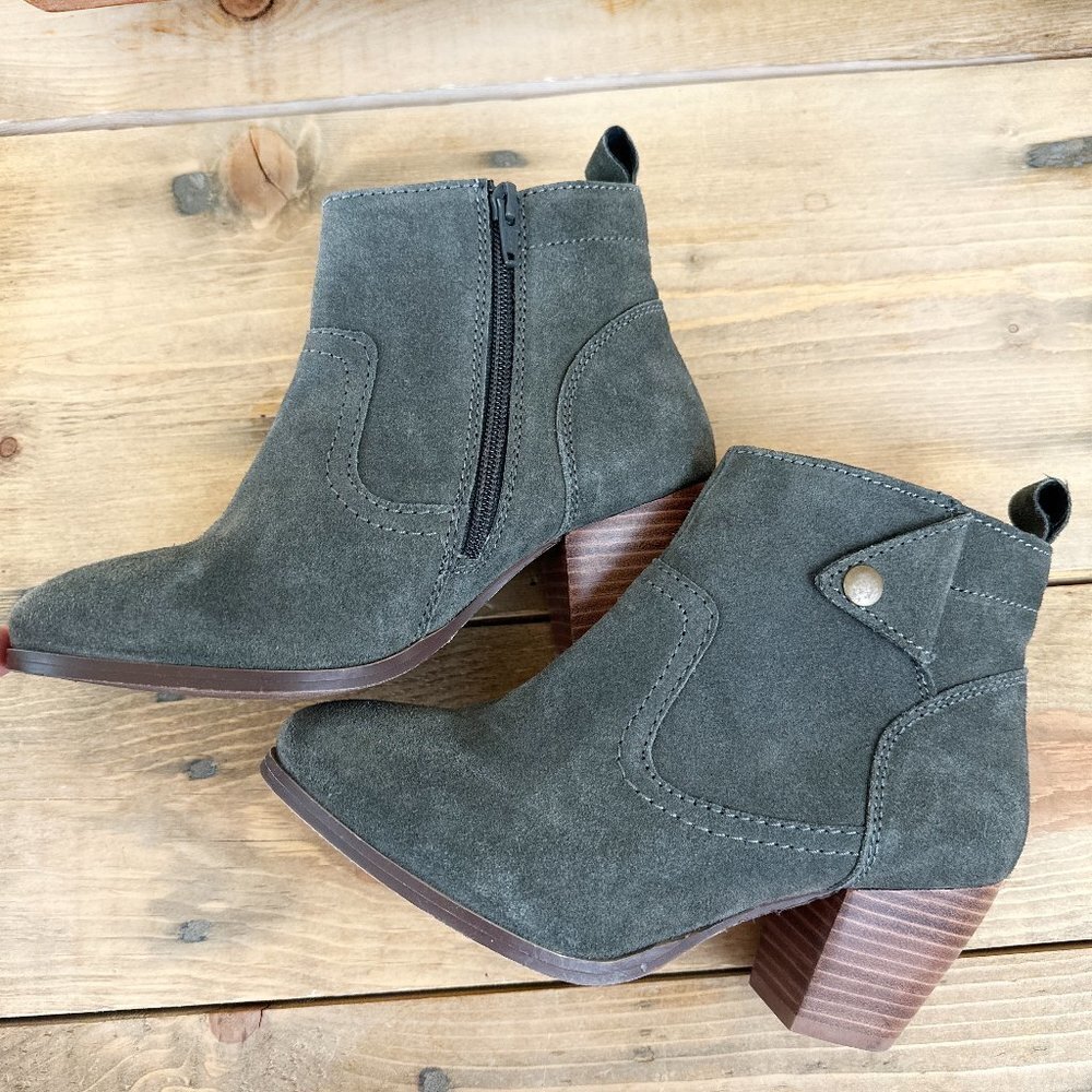 NEW Diba True Sophia Ankle Boot Green Gray Suede‎ Bootie Size 6